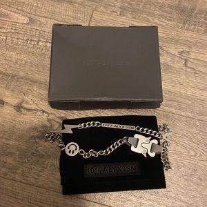 1017 alyx 9sm happy face hero street style chain necklace
